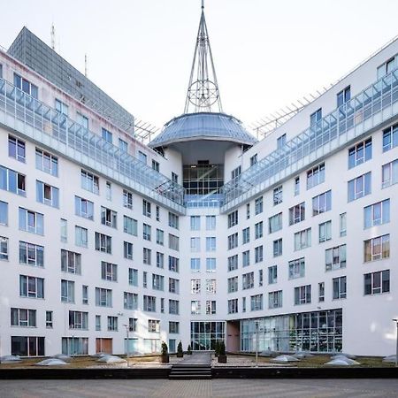 Central House Riverside Studio Riga Bagian luar foto